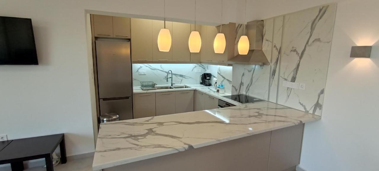 Atlas By Sea Apartment Loutráki Zewnętrze zdjęcie